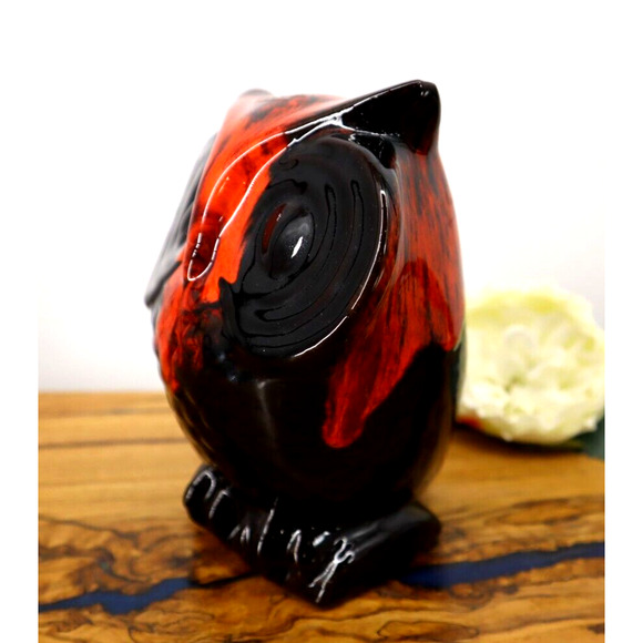 Vintage Canuck Pottery Black Owl with Red Drip Glaze Coin Bank, Evangeline Ware - Picture 3 of 5